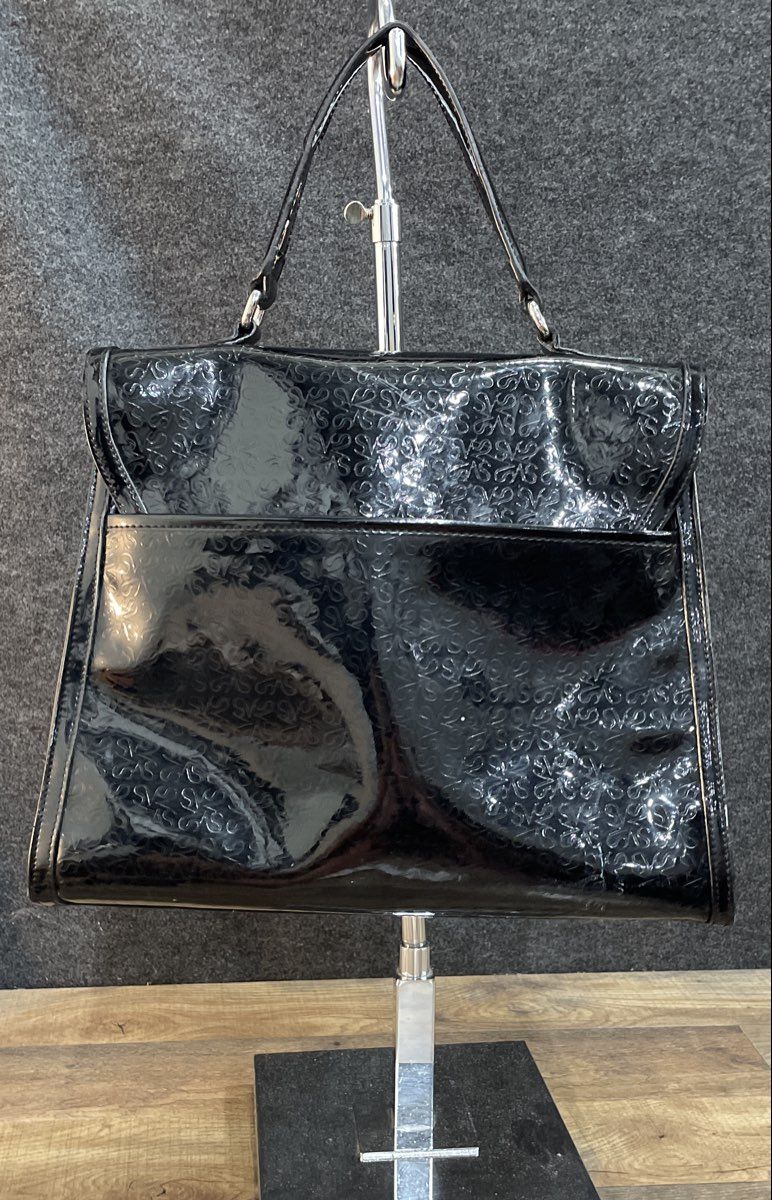 Simply Vera Vera Wang Black Patent Leather Monogram Turnlock Tote Handbag