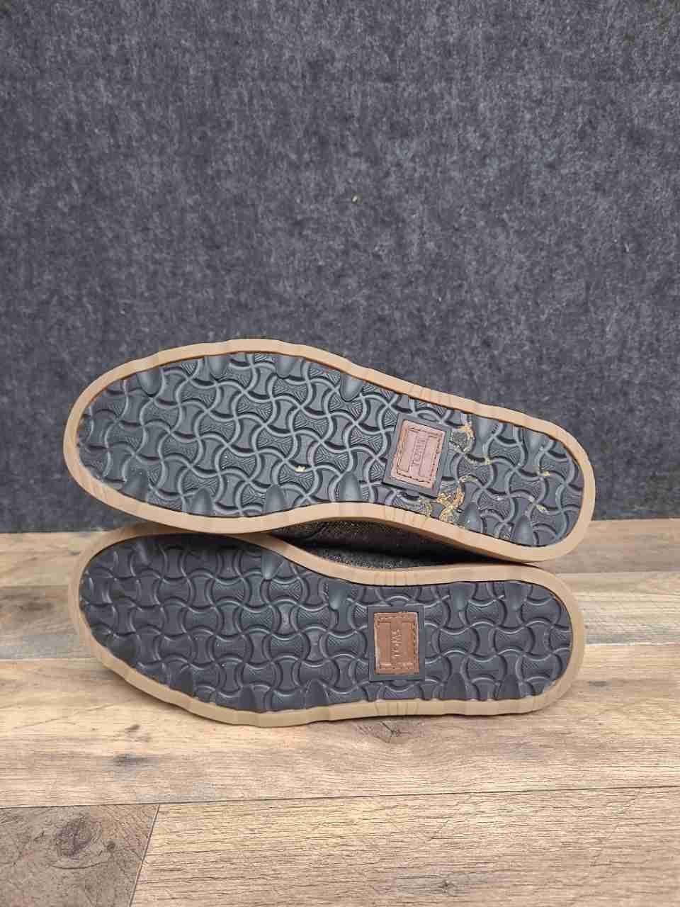 TOMS Ashland Grey Herringbone Black Men's Chukka Boots Size 8