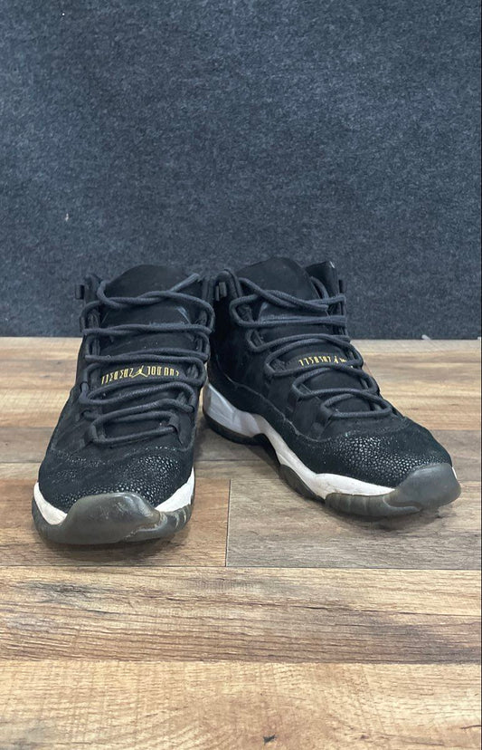 Air Jordan 11 Retro Heiress Black Metallic Gold Youth GS Size 6.5Y