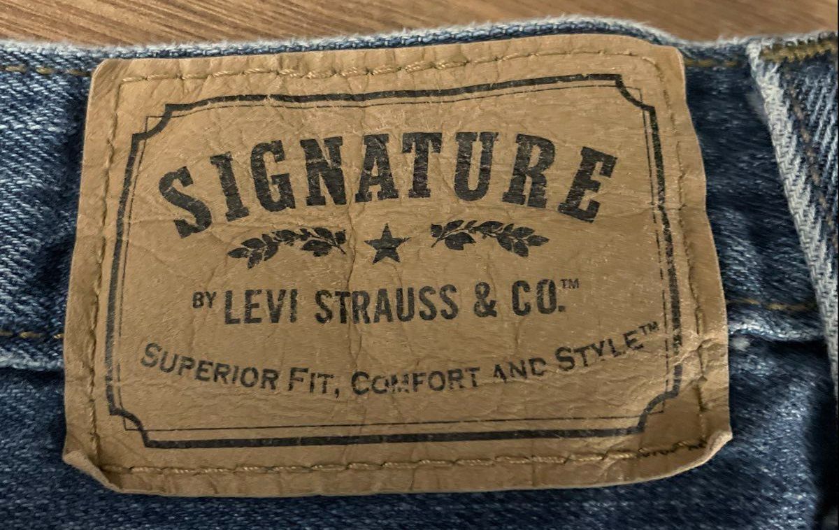 Signature by Levi Strauss & Co. Men's Blue Bootcut Denim Jeans Sz 34x32
