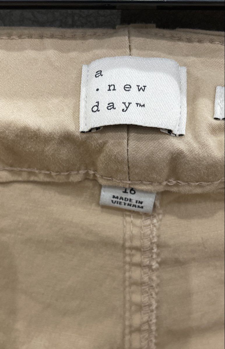 A New Day Women's Tan Khaki Stretch Cotton Lyocell Blend Chino Pants Size 16