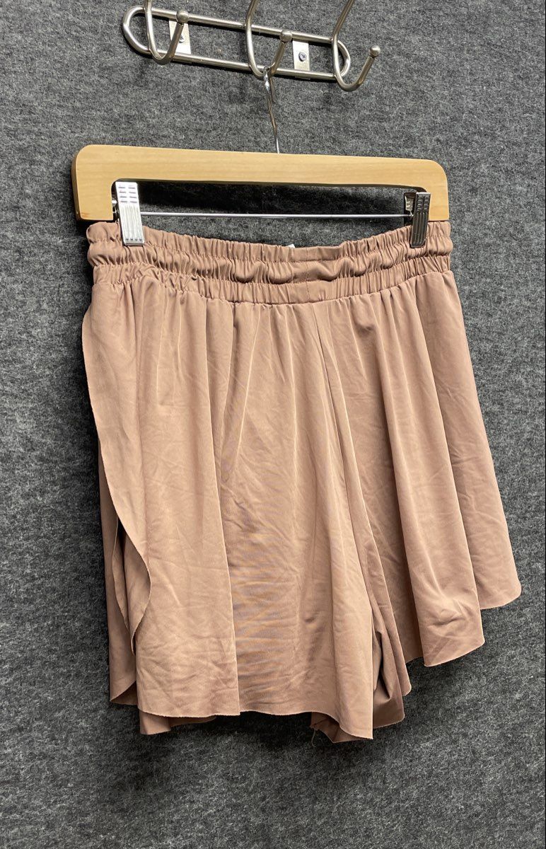 Love Tree Women's Flowy Athletic Shorts Tan Layered Skort Style Drawstring Sz M