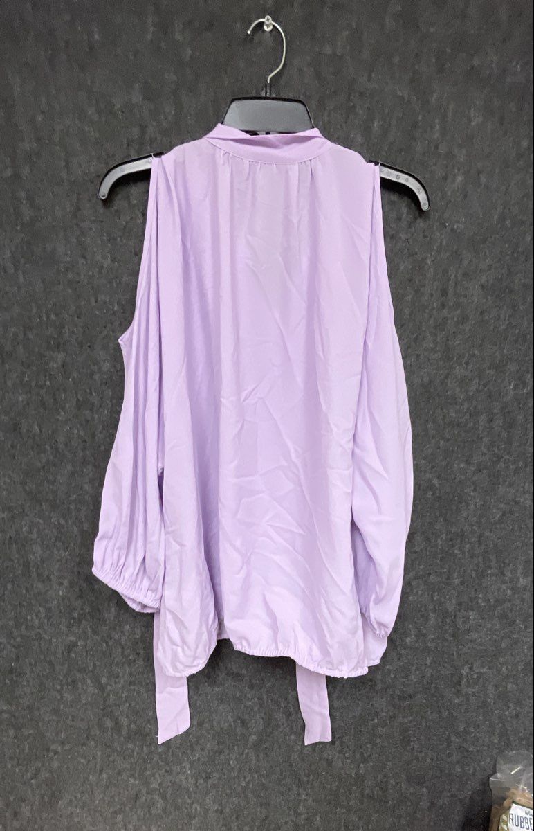 New York & Company Women's Lavender Cold Shoulder Tie Neck Blouse Sz XL NWT