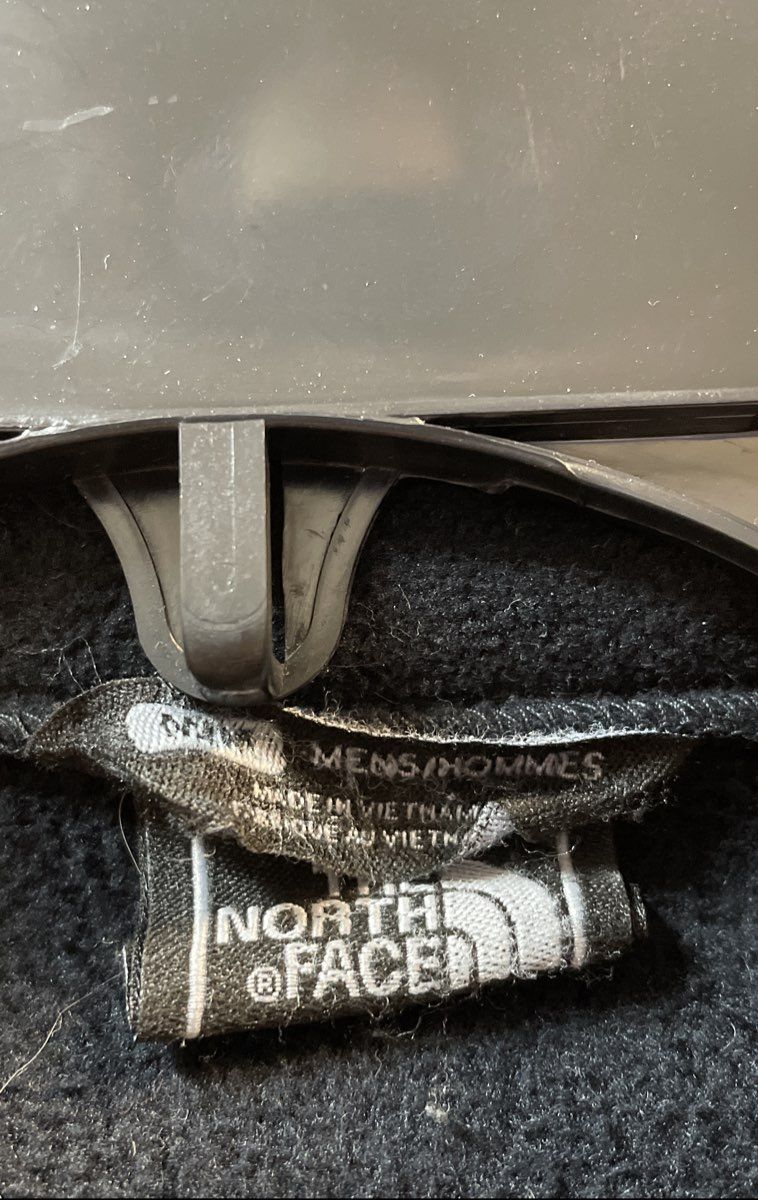 The North Face Men's Black Full Zip Fleece Jacket Embroidered Logo Size M