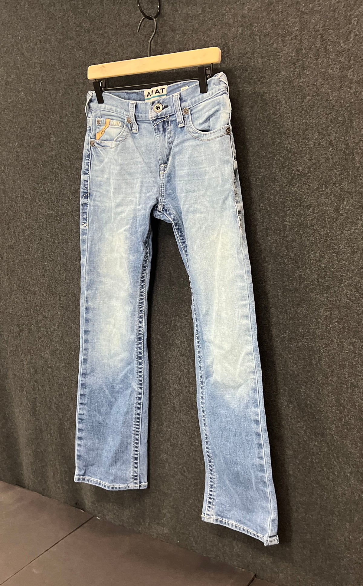 Ariat Men's M7 Slim Fit Straight Leg Light Wash Denim Jeans Size 29x30