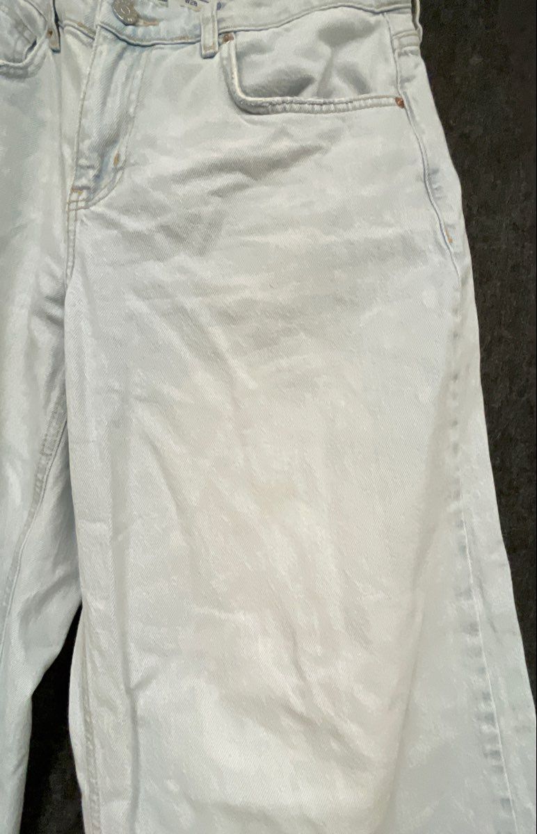 BDG Urban Outfitters Women's High Rise Wide Leg Jeans Light Wash Blue Size 28