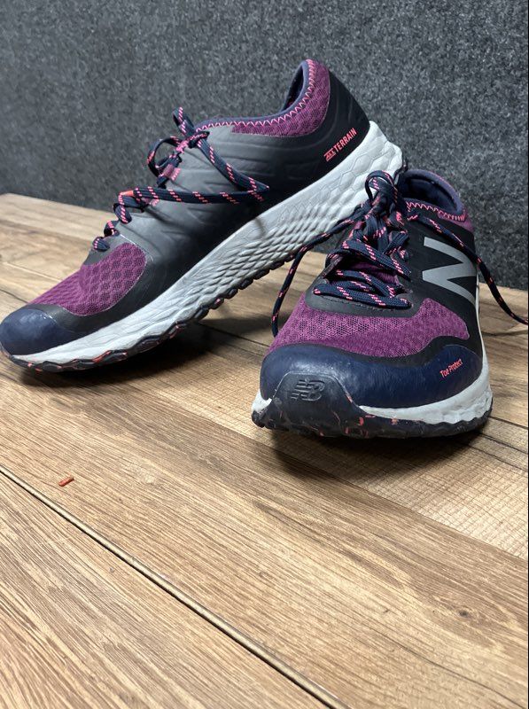 New Balance Fresh Foam All Terrain Women's Trail Running Shoes Purple Size 10