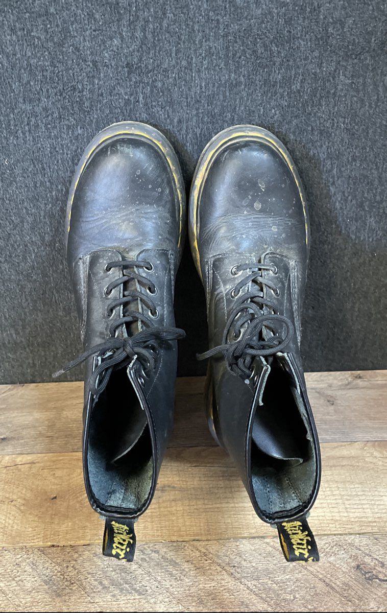 Dr. Martens 1460 Black Smooth Leather 8-Eye Boots Women's Size 10