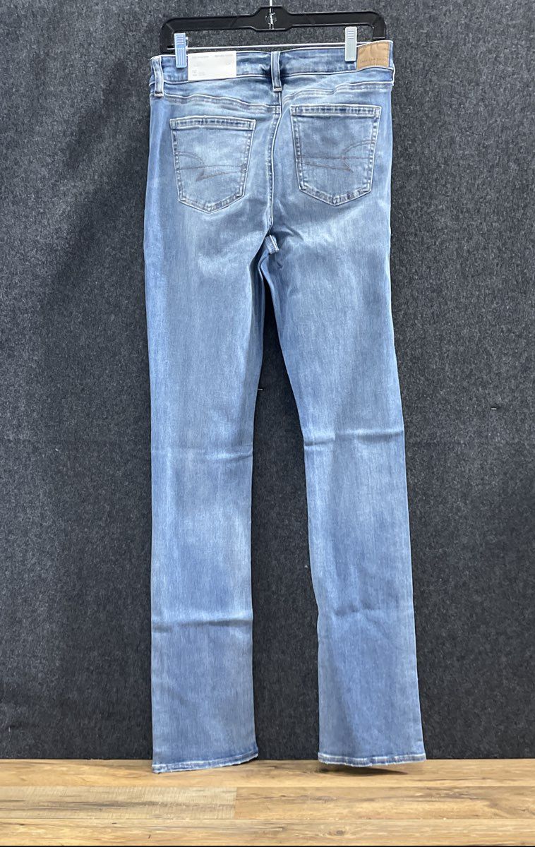 American Eagle Women's Stacked Jeans Light Blue Next Level Stretch Sz 10 NWT