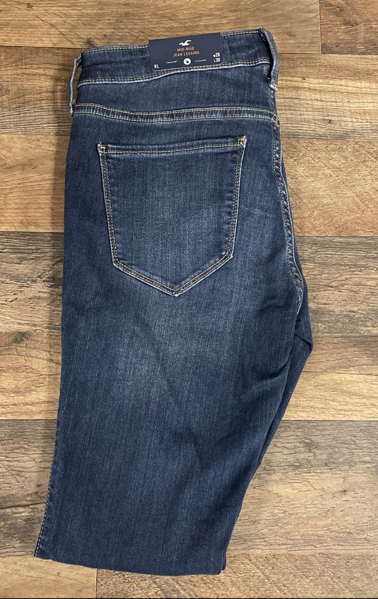 Hollister Women's Mid-Rise Jean Legging Dark Blue Advanced Stretch NWT Sz 9L