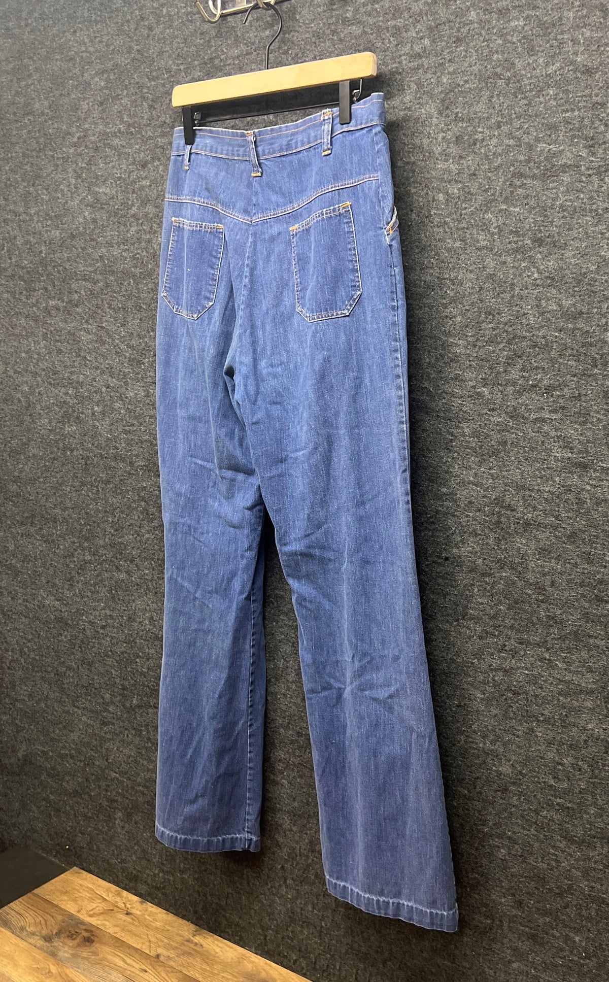 Vintage 70s Women's Blue Denim Wide Leg High Waisted Flare Jeans