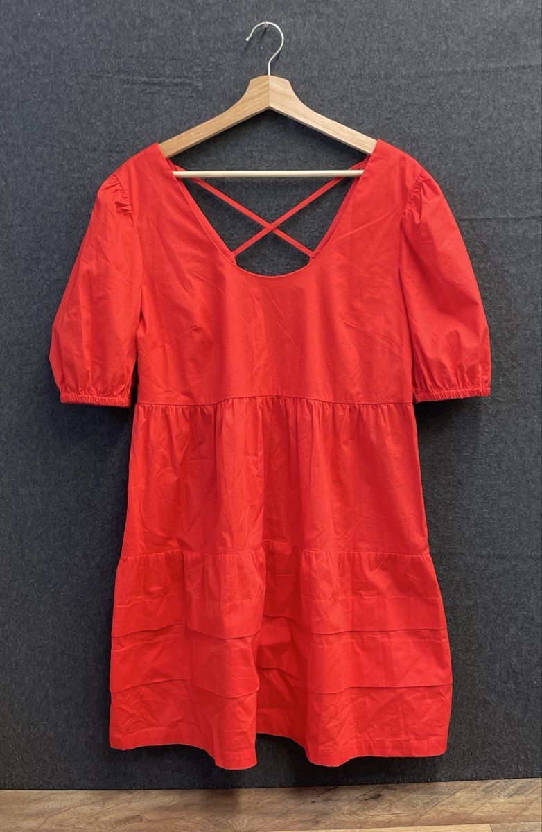 Donna Morgan Women's Red Pleated Babydoll Tiered Dress Criss Cross Back Sz 12P