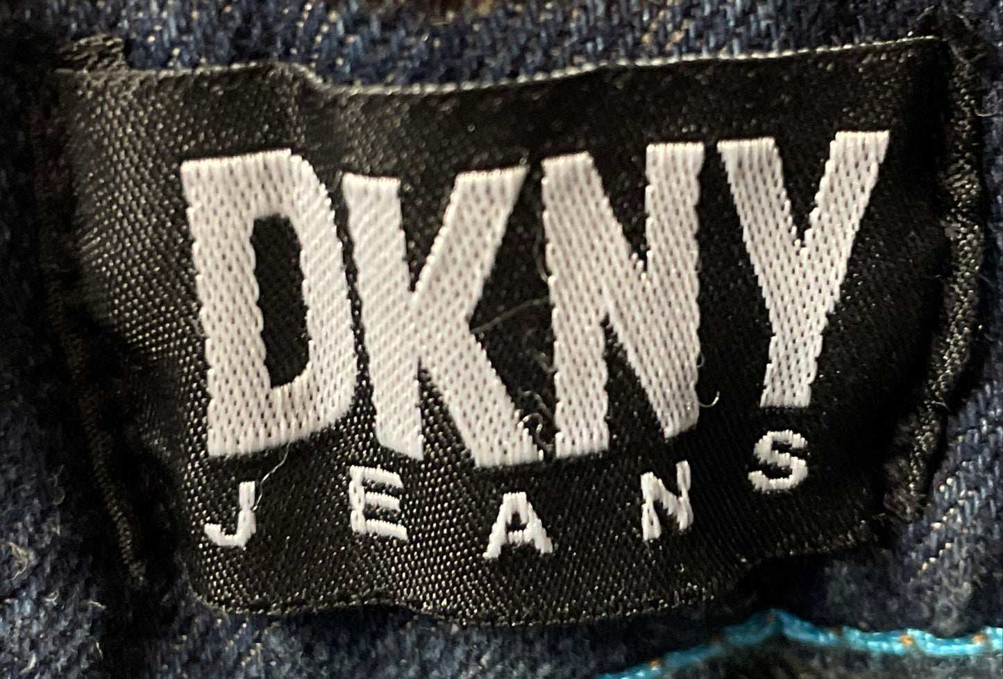NWT DKNY Jeans Men's Bedford Slim Fit Blue Denim Jeans Size 38x30