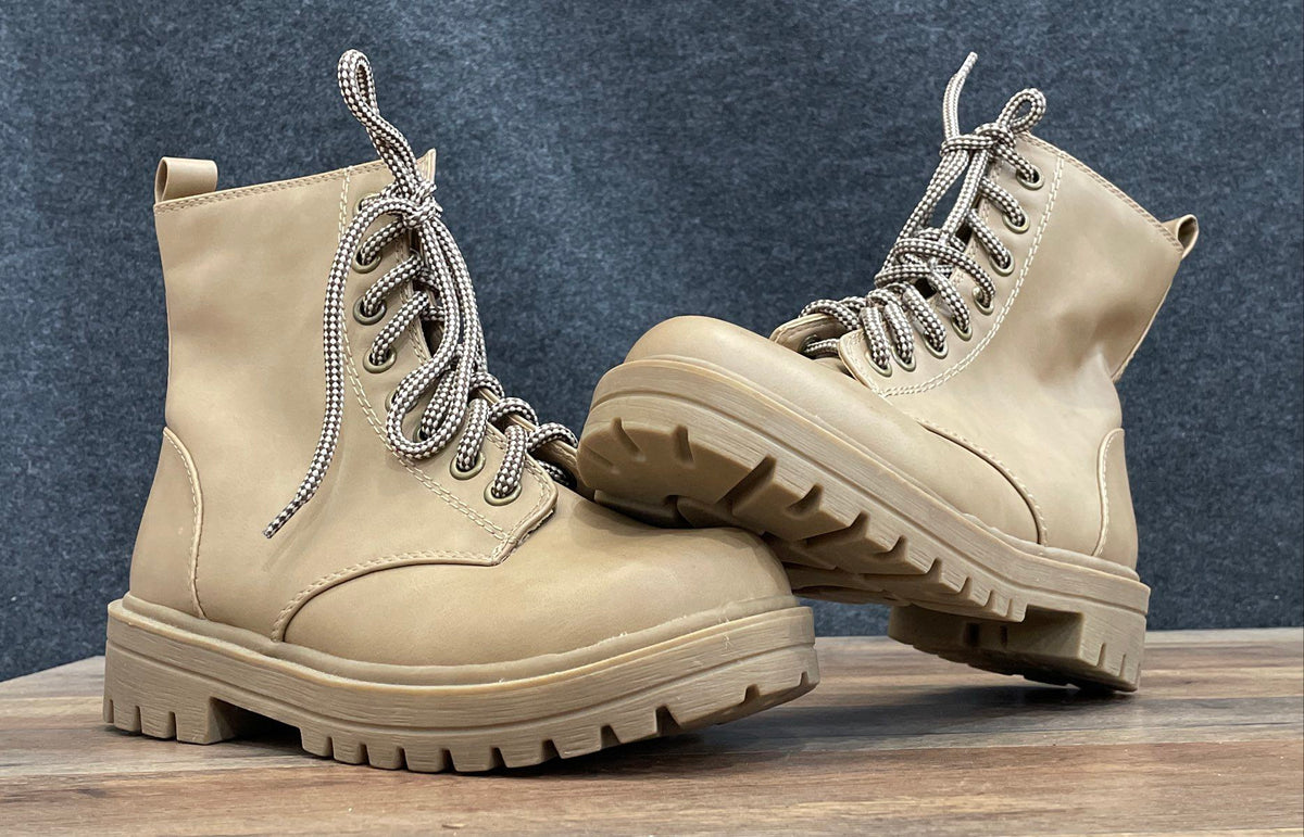Soda Tan Women's Lace-up Side-Zip Lug Sole Combat Boots Size 8.5