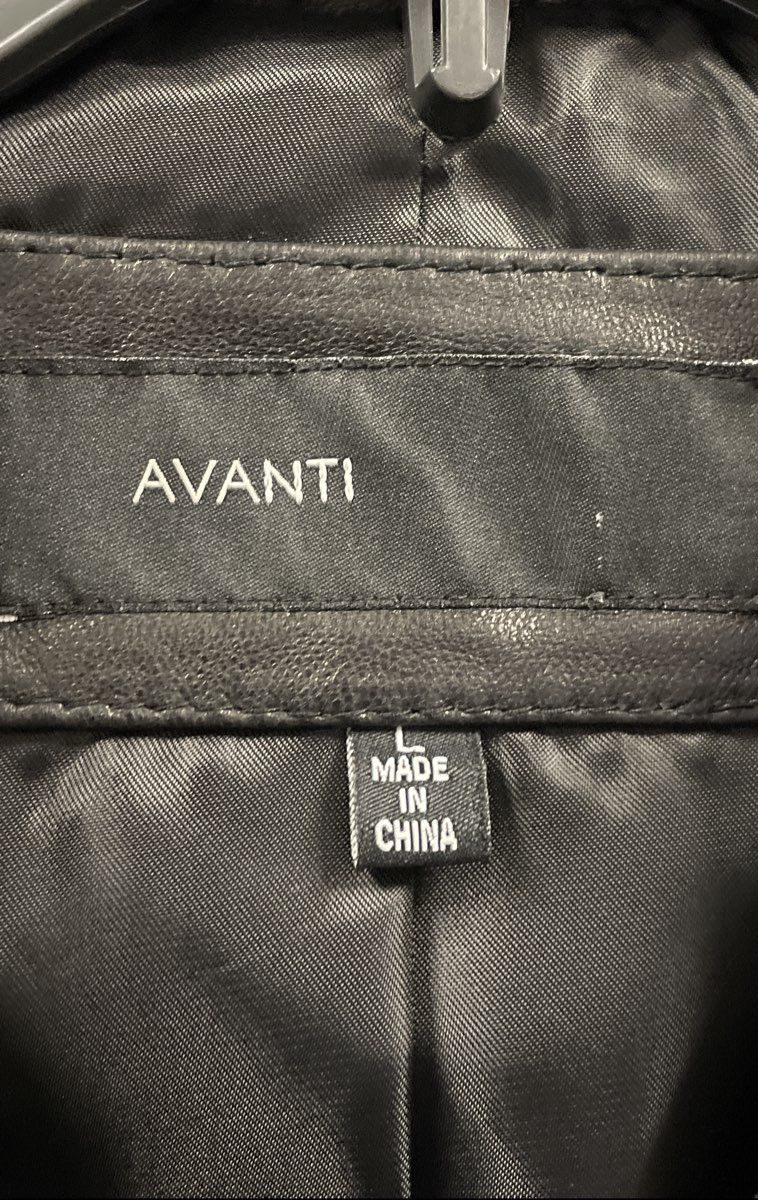 Avanti Women's Black Genuine Leather Full Zip Quilted Shoulder Jacket Size L