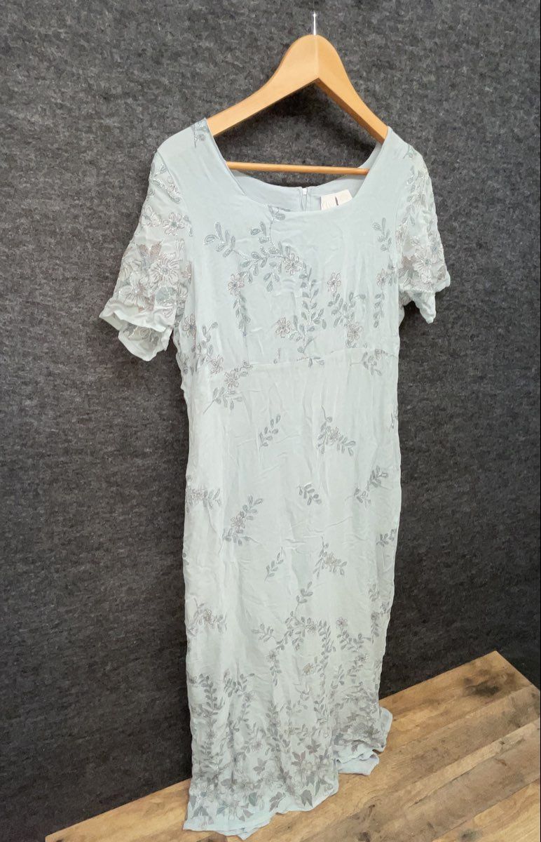 Go Silk Vintage 90s Women's Baby Blue Embroidered Floral Sequin Maxi Dress M