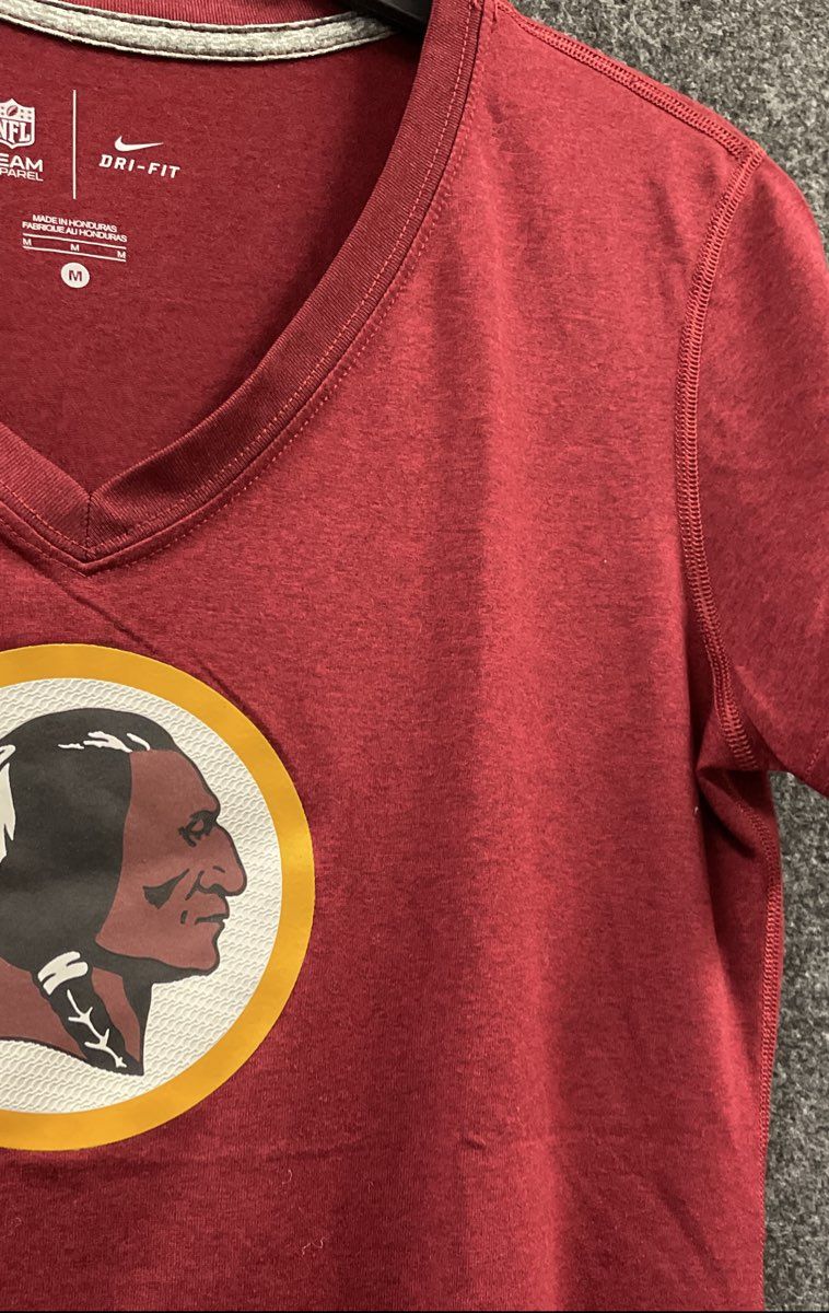 Nike Women's Washington Redskins Football V-Neck Dri-FIT Shirt Burgundy Size M