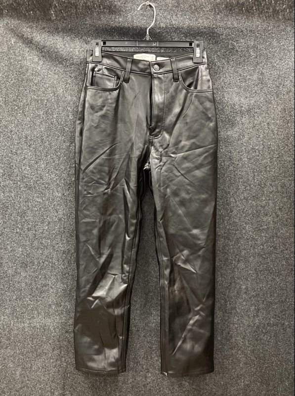 Abercrombie & Fitch Women's Black Vegan Leather Ankle Straight Pants 26/2S NWT