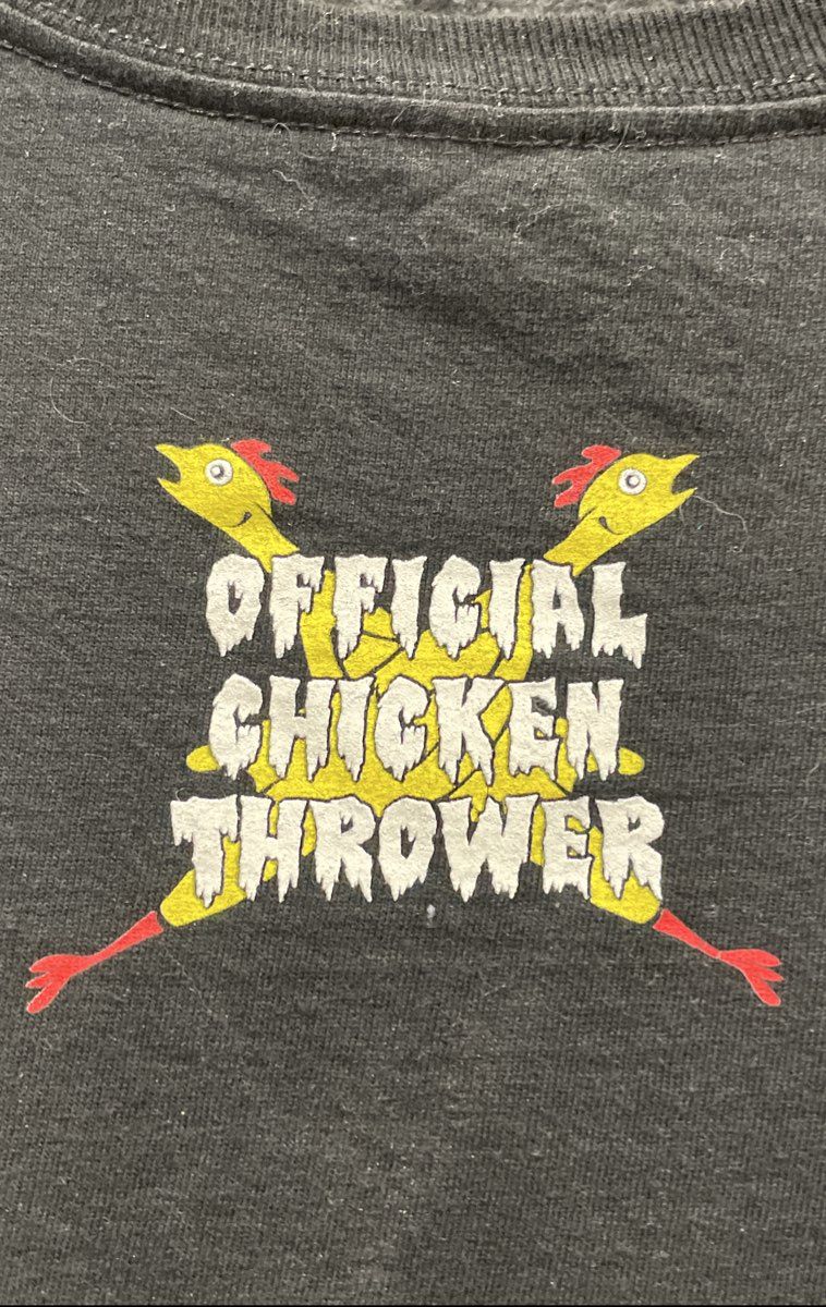 M&O Svengoolie Women's Black MeTV Official Chicken Thrower Graphic T-Shirt Sz L