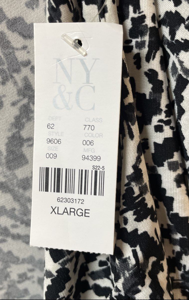 New York & Company Women's Black White Geometric Stretch Wrap Dress XL NWT