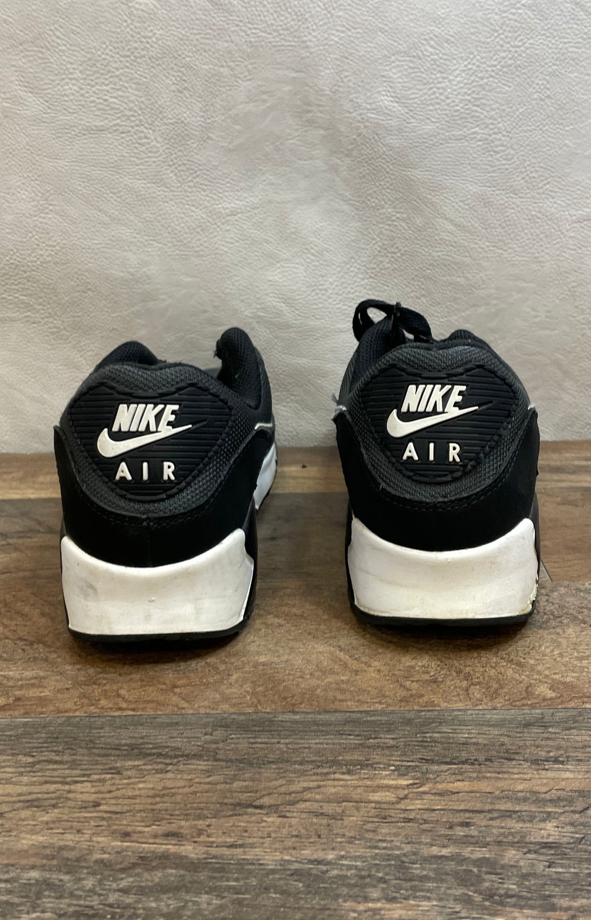 Nike Air Max 90 Black White Running Shoes Size 10.5