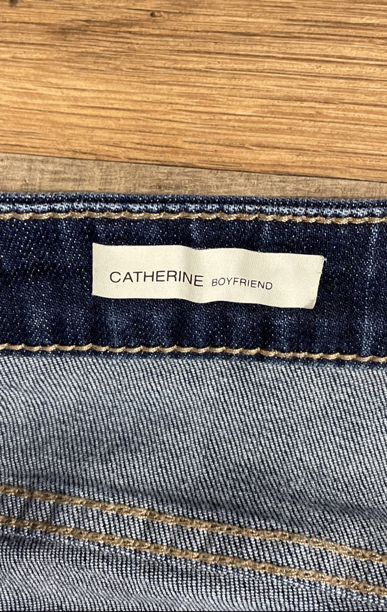 Kut from the Kloth Women's Catherine Boyfriend Jeans Dark Wash Whiskered Size L
