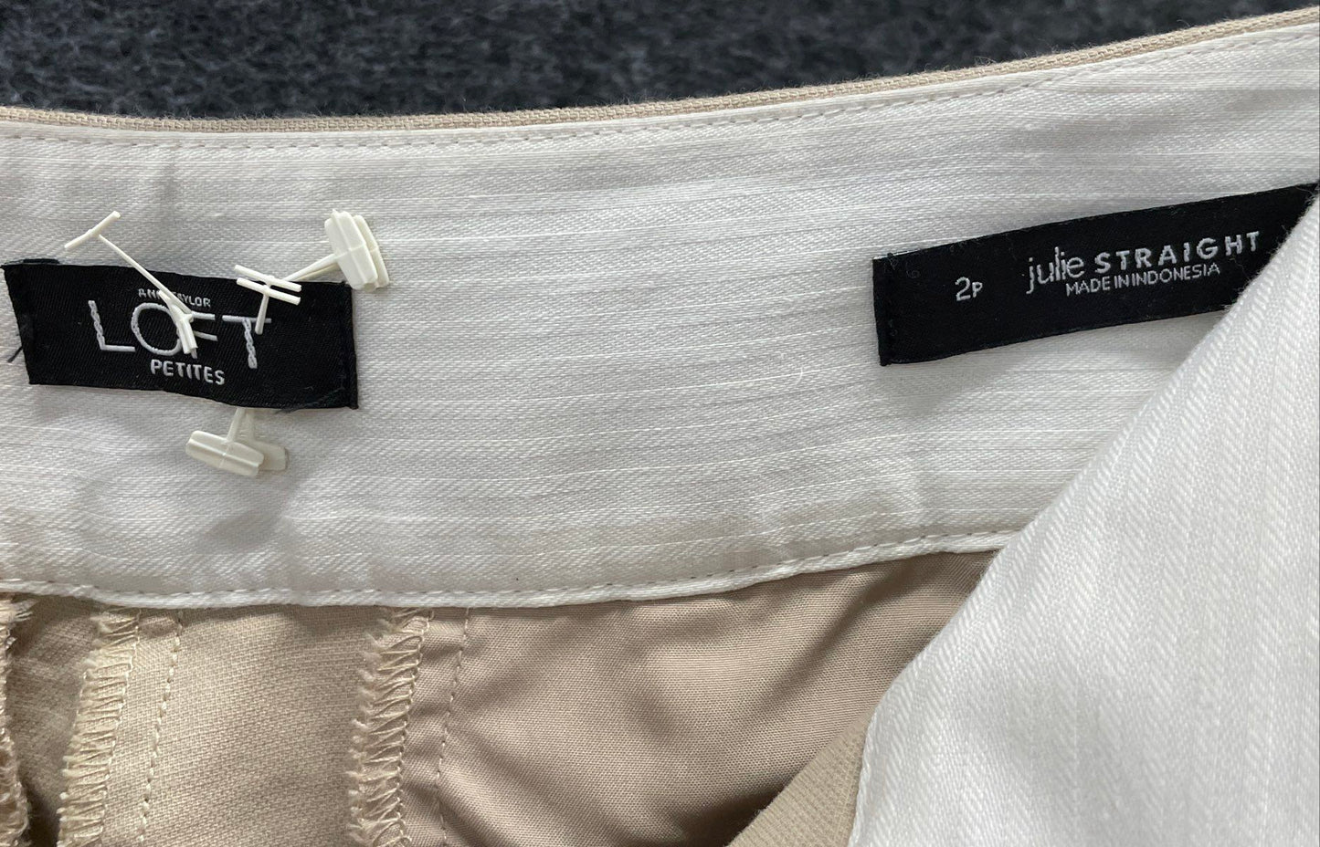 Loft Women's Julie Straight Fit Beige Petite Dress Pants Sz 2P