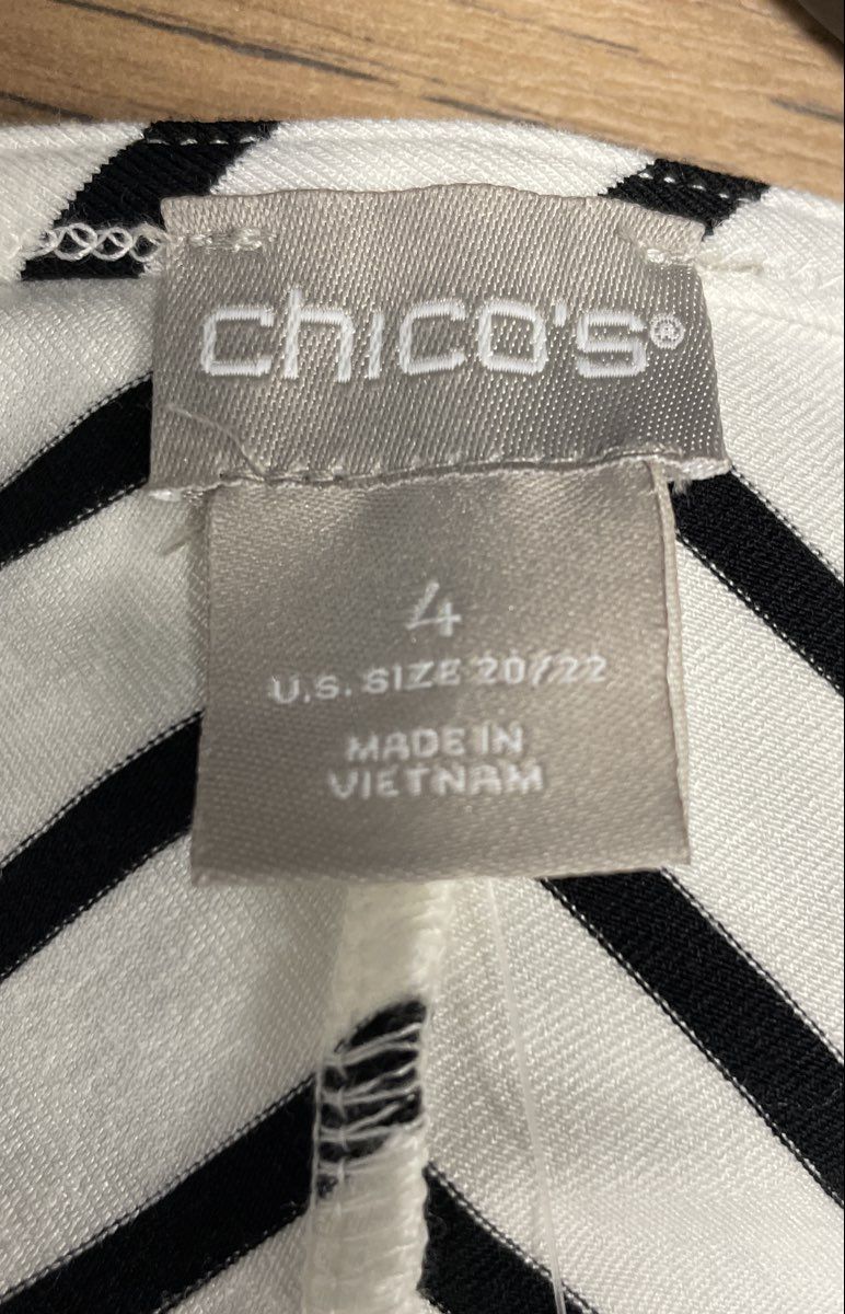 Chico's Women's Black White Striped Chevron Bell Sleeve Dress Size 4 (20/22)