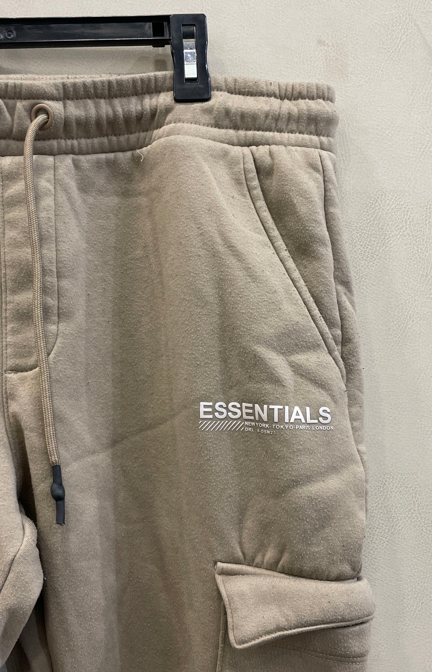 DRJ Essentials Men's Tan Cargo Sweatpants Joggers Fleece Lined Sz L