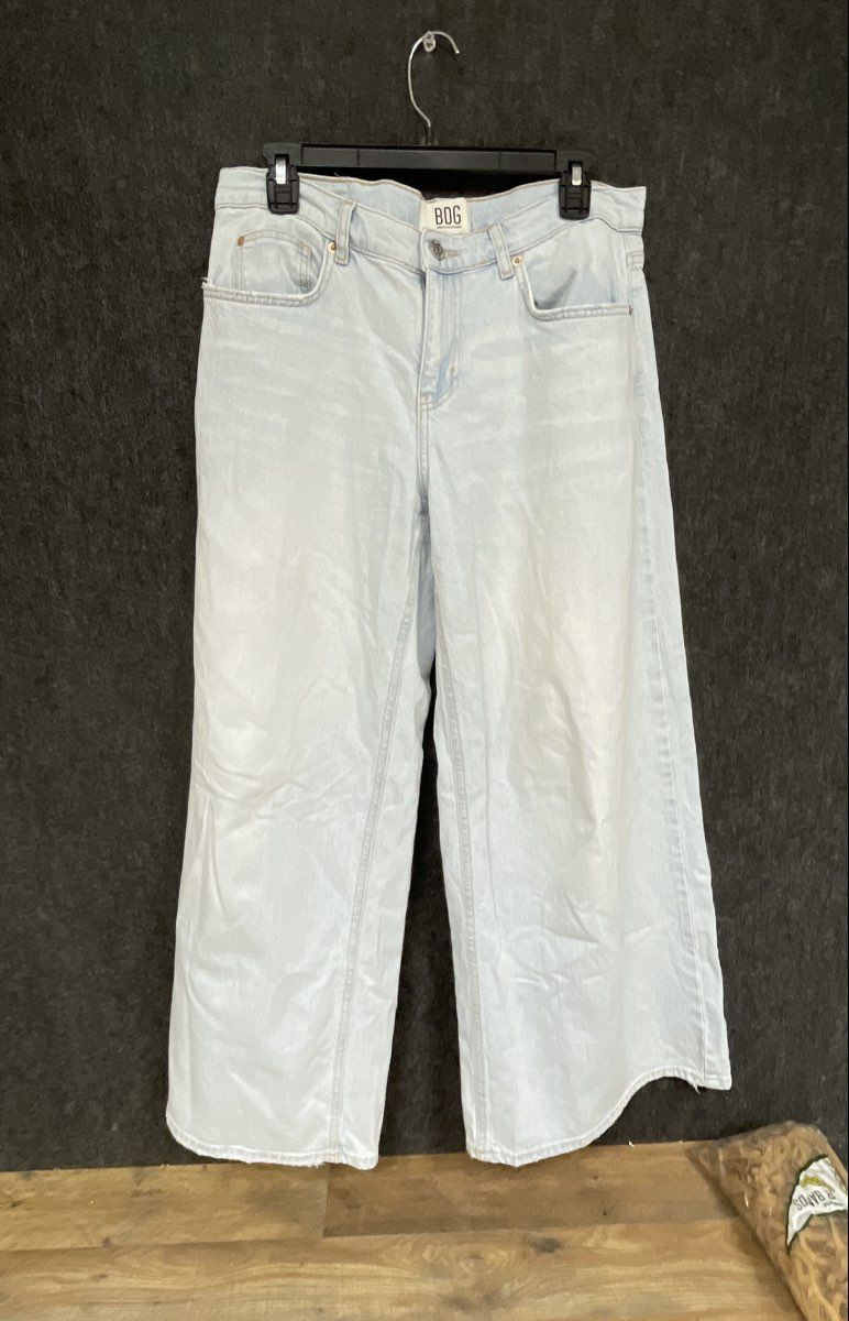 BDG Urban Outfitters Women's High Rise Wide Leg Jeans Light Wash Blue Size 28