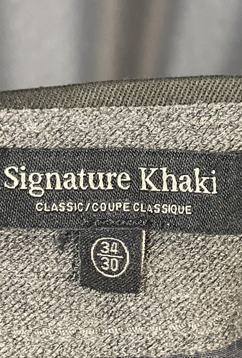 Dockers Men's Dark Grey Signature Khaki Pants Classic Fit Iron Free NWT 34x30