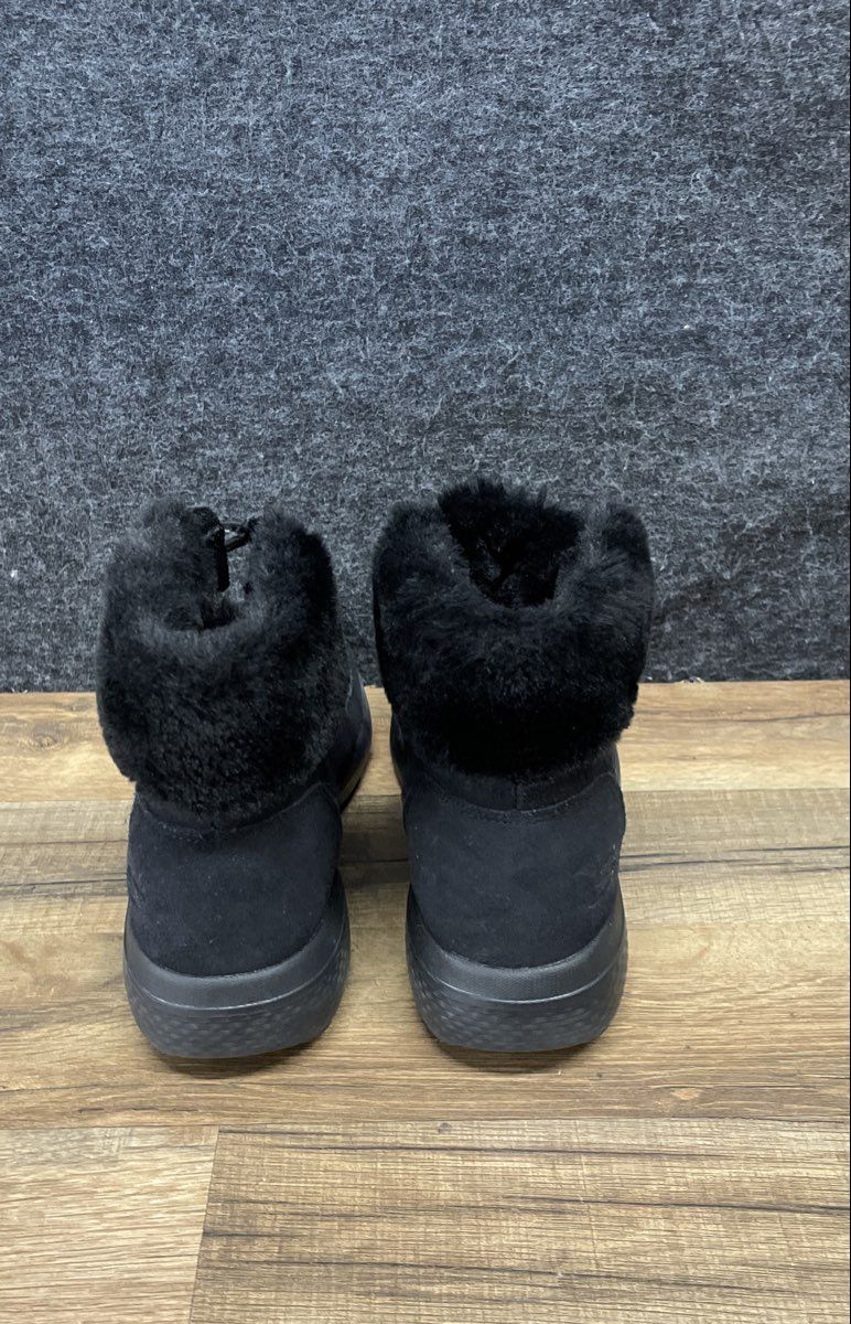 Skechers On-the-GO Joy Black Faux Fur Lined Ankle Boots Women's Size 9