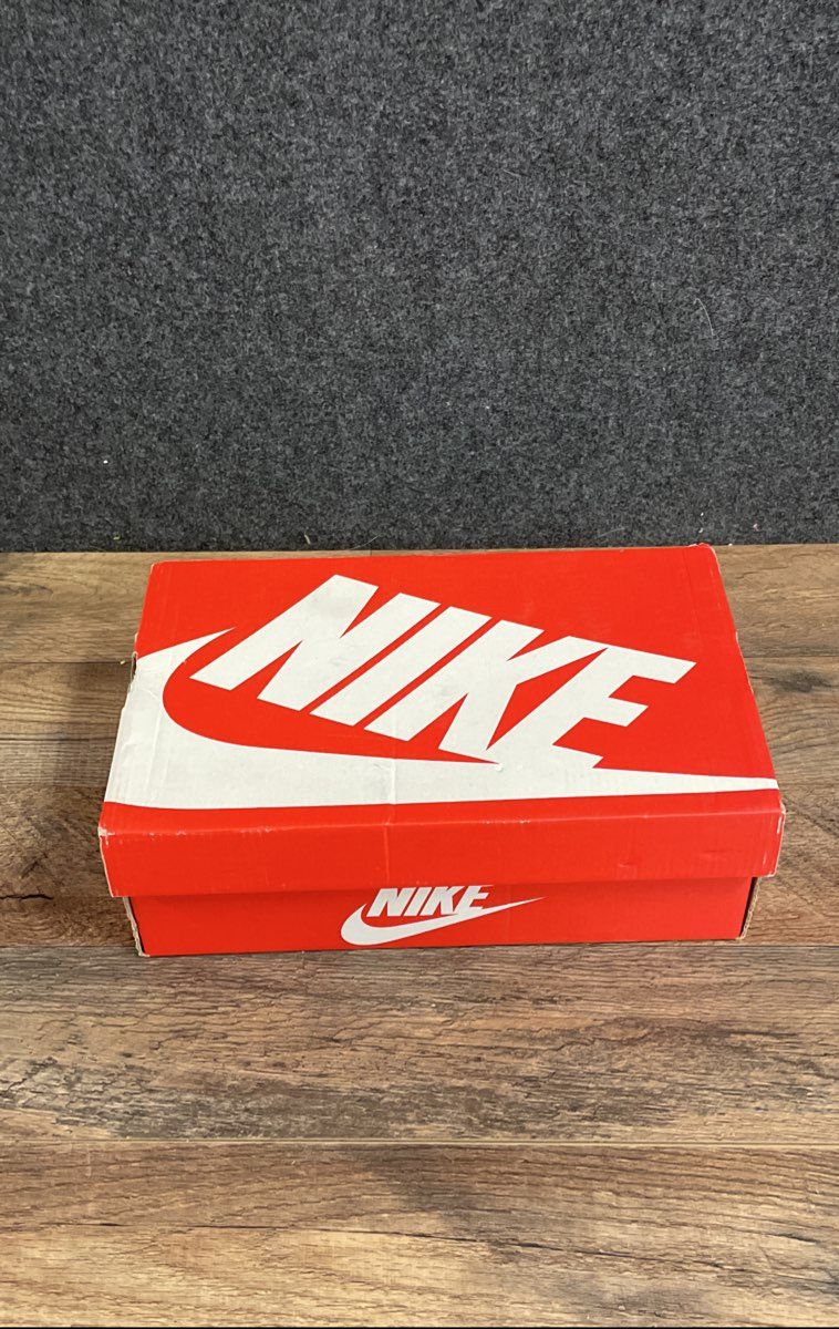 Nike Air Max Plus GS Night Maroon Running Sneakers Size 5.5Y
