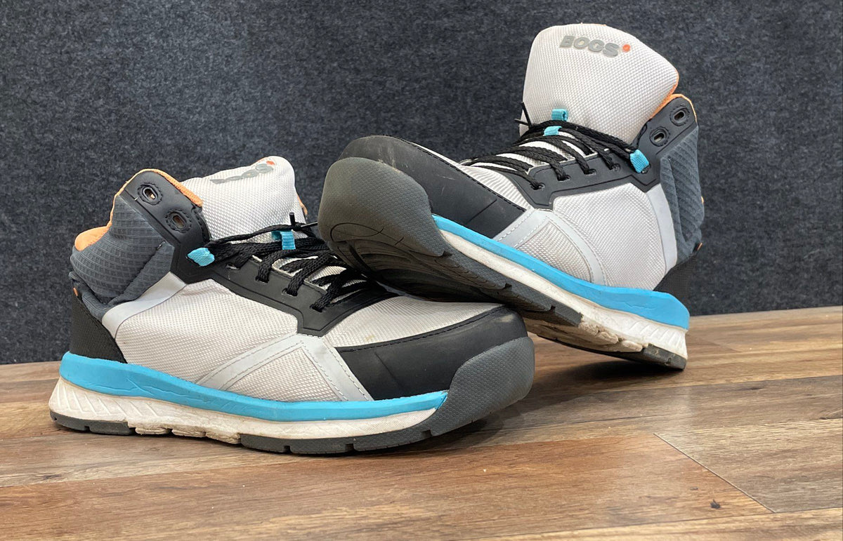 Bogs Slip Resistant Gray Black Blue Orange Mid Top Shoes Women's Size 9