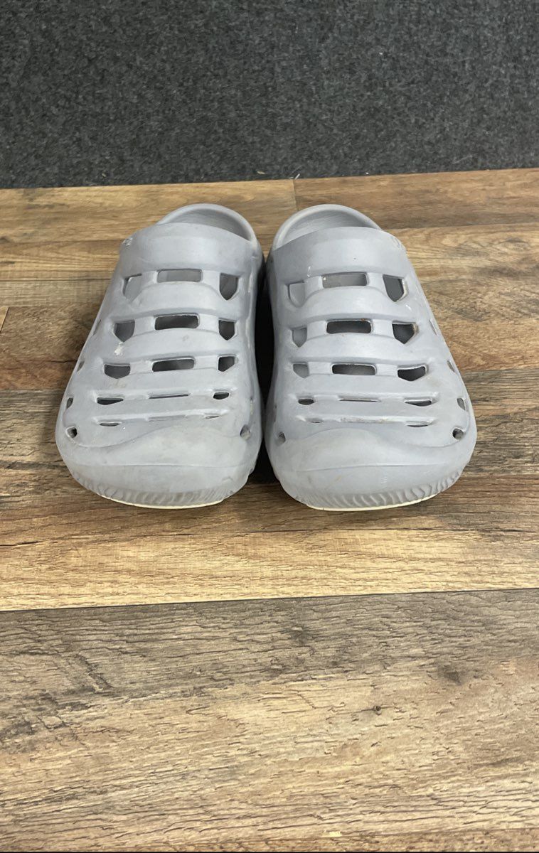 Oboz Campster Grey Slip On Clog Sport Sandal Size Men's 9 Women's 11