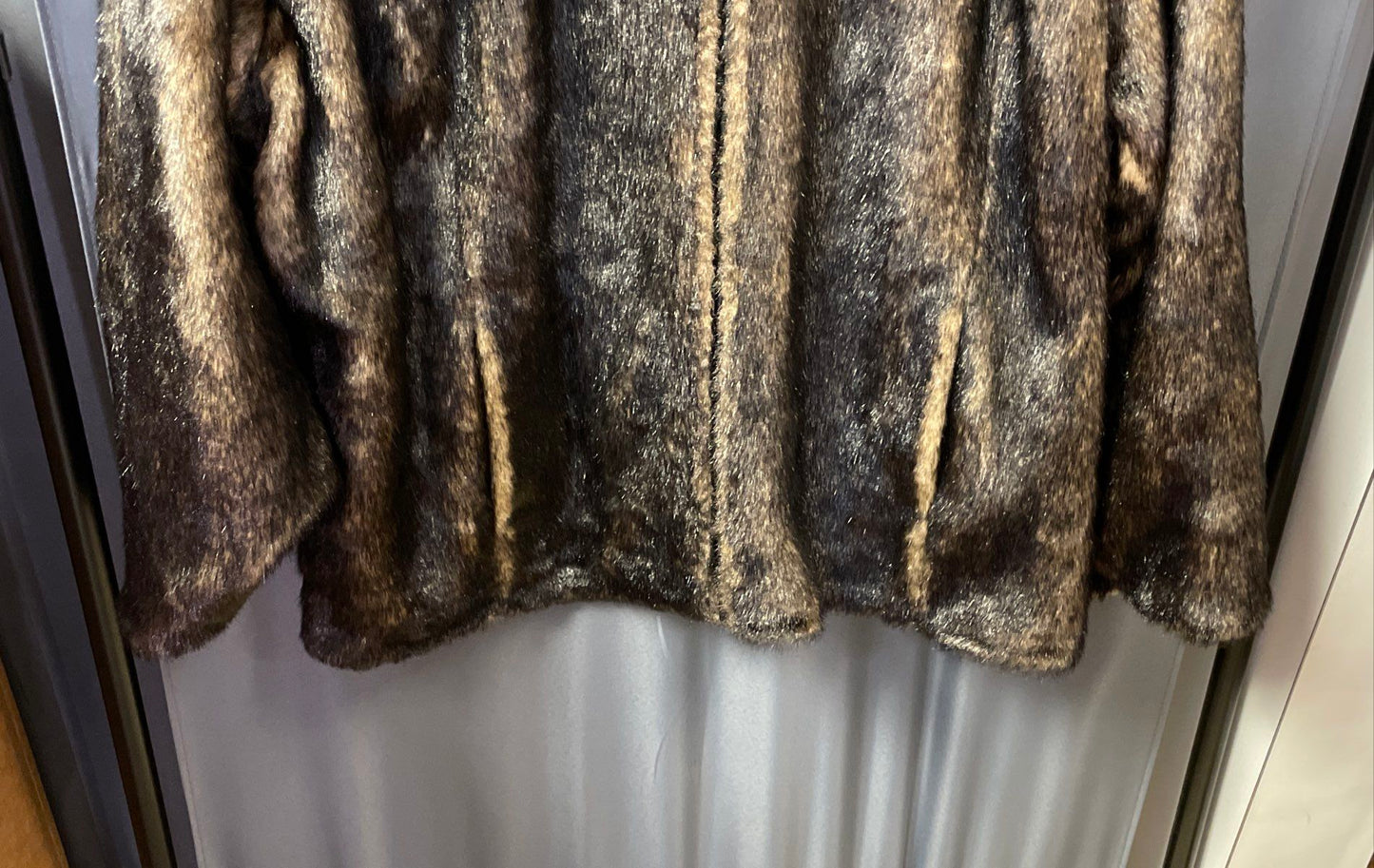 Venezia Women's Reversible Jacket Brown Gray Faux Fur Full Zip Up Sz 26/28