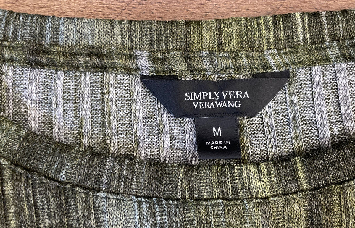 Simply Vera Wang Women's Green Space Dye Side Knot Top Size M NWT