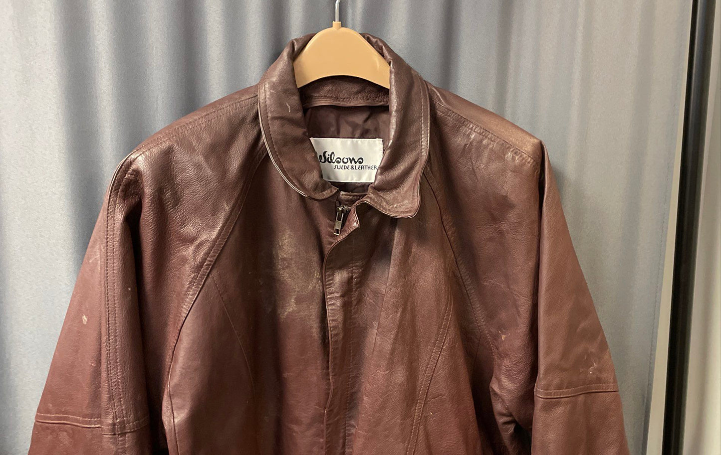 Vintage 90s Wilsons Men's Brown Leather Bomber Jacket Size 46