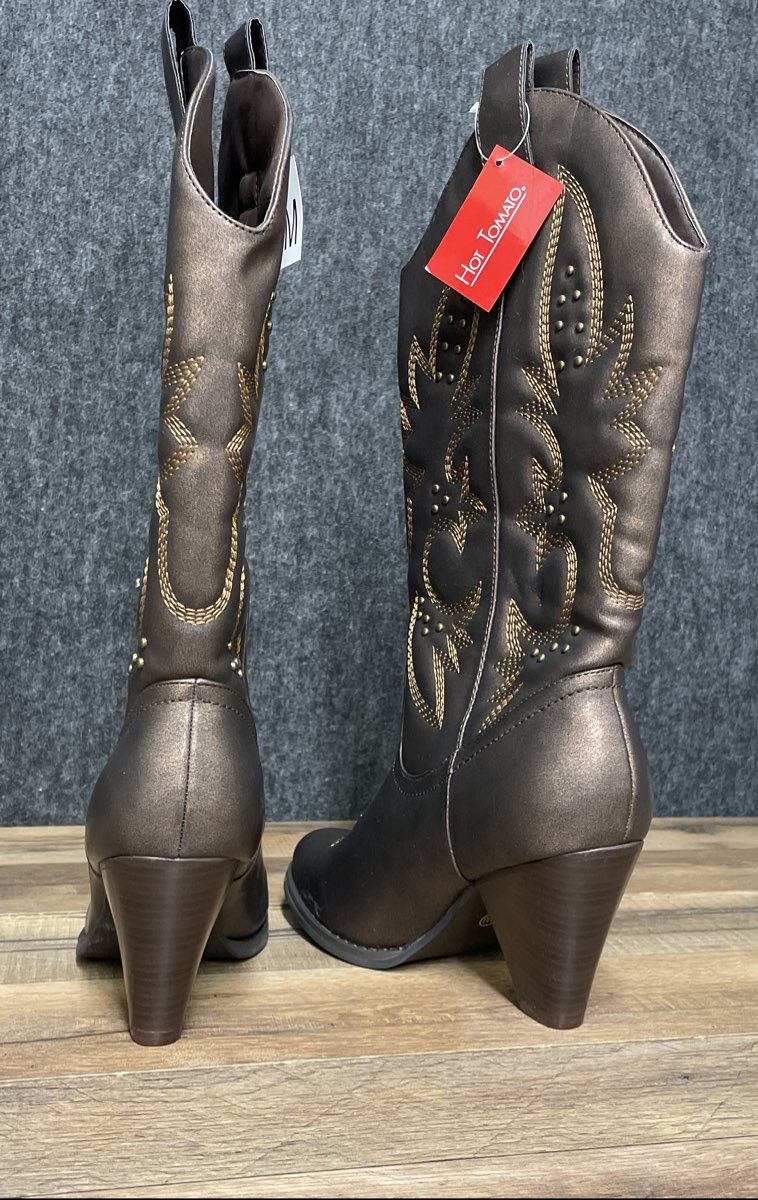 Hot Tomato Women's Bronze Metallic Embroidered Studded Cowboy Boots Size 7.5 NWT