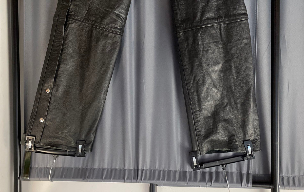 USA Bikers Dream Apparel Black Leather Lined Motorcycle Riding Chaps Sz L