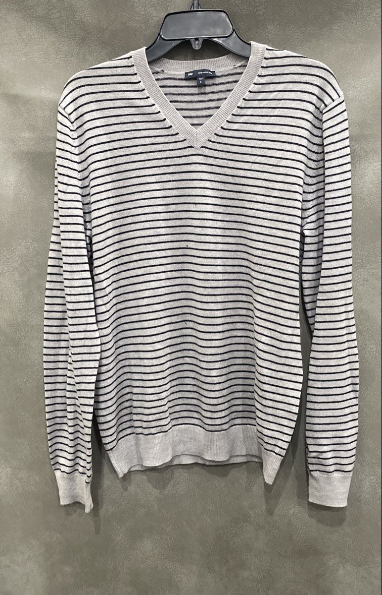 Gap Men's Italian Merino Wool V-Neck Sweater Gray Black Thin Striped Size S