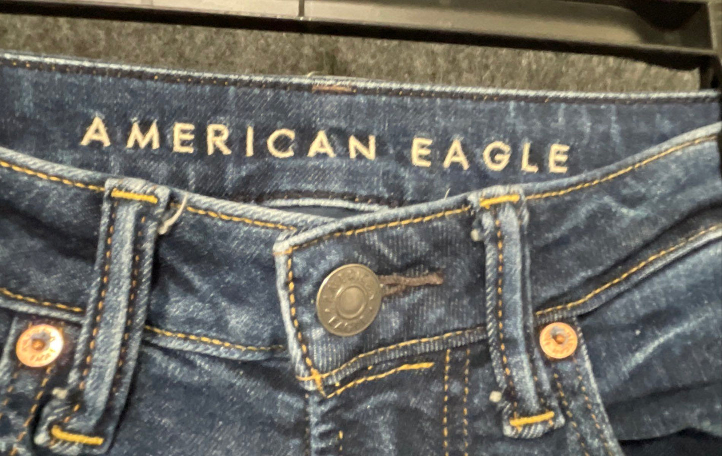 American Eagle Men's Air Flex+ Blue Slim Straight Faded Jeans 28x32 Small