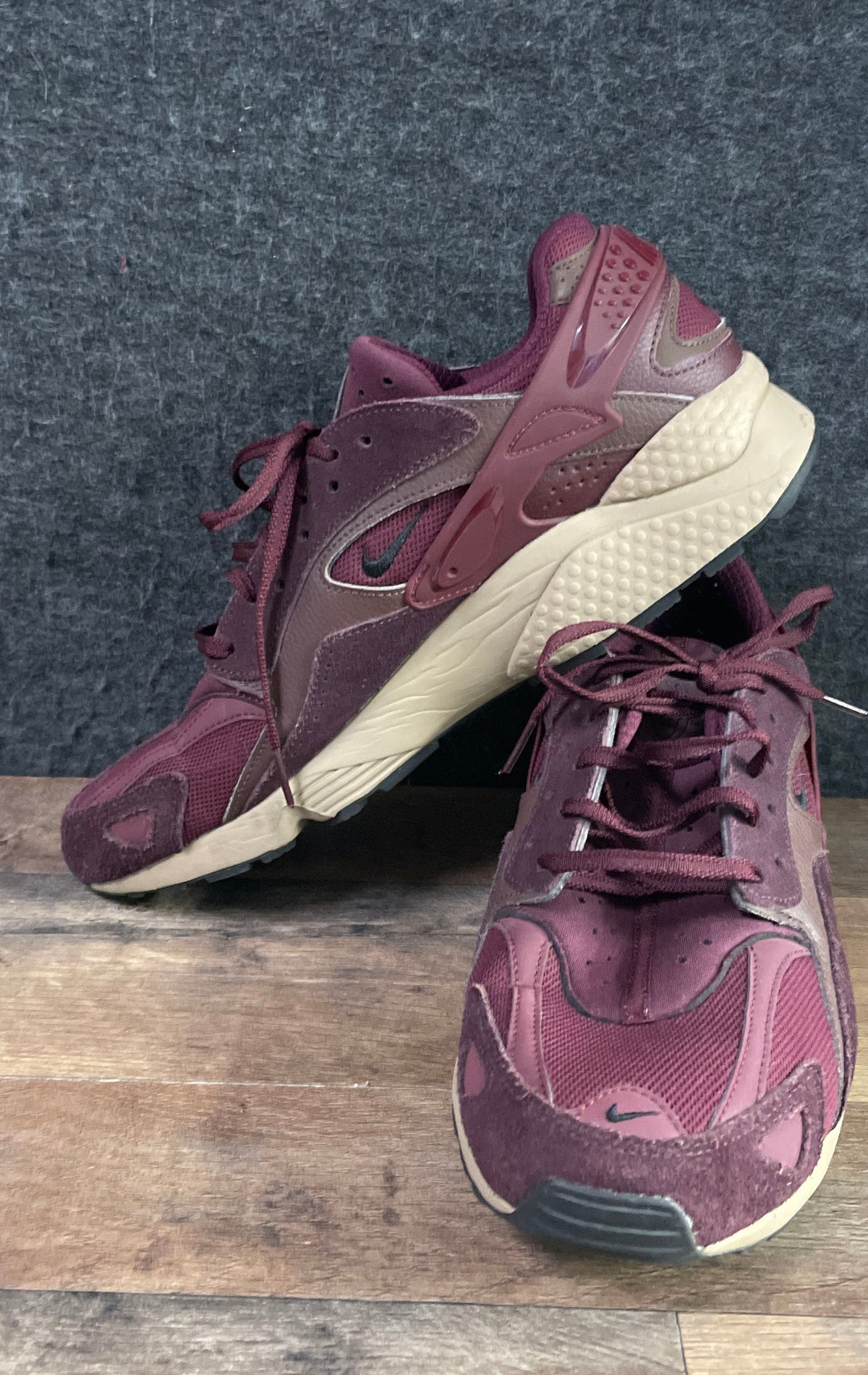 Nike Air Huarache Runner Night Maroon Burgundy Men's Sneakers Size 12