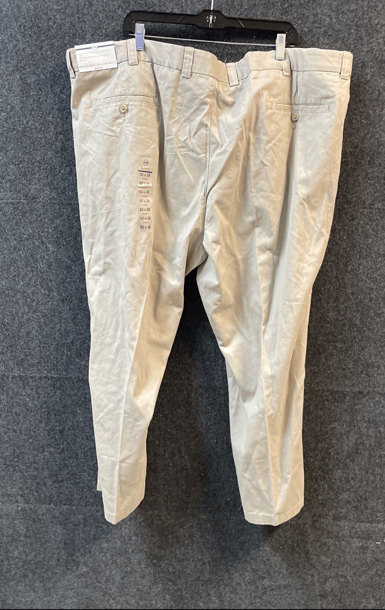 Harbor Bay Men's Khaki Pleated Relaxed Fit Cotton Pants NWT 52x28