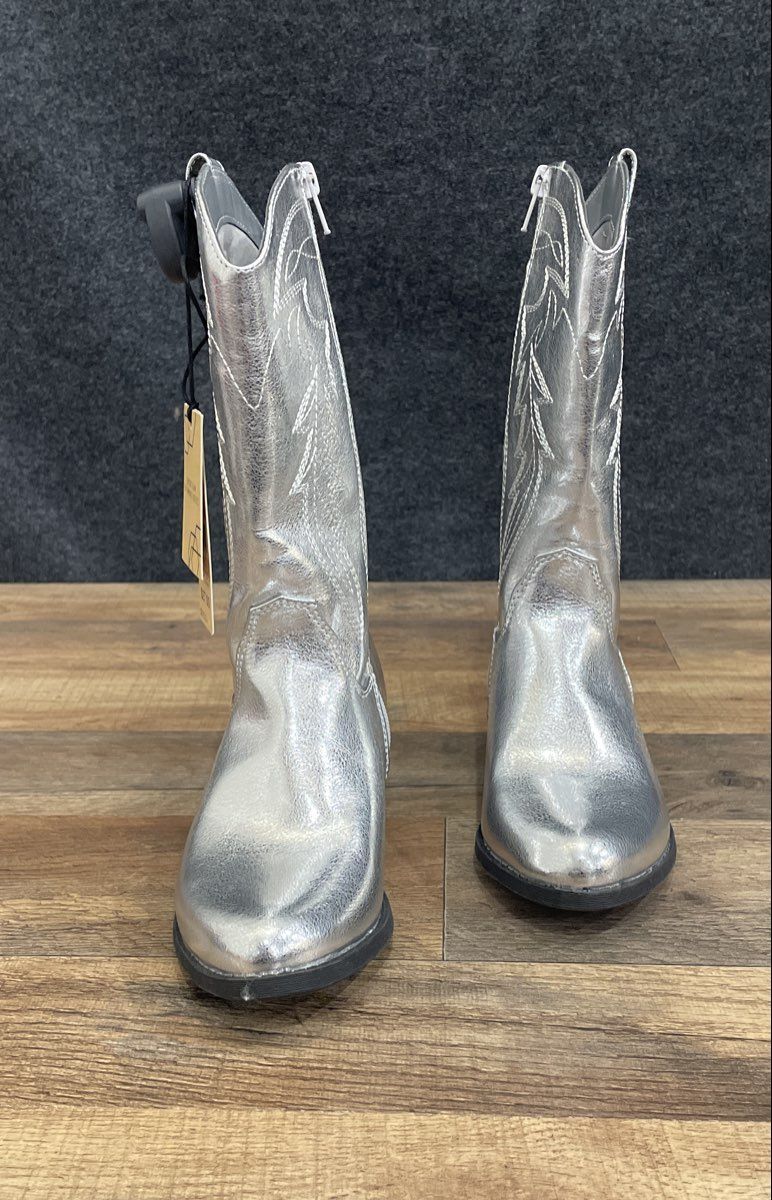 Madden NYC Silver Metallic Western Cowboy Boots Girls Youth Size 1 NWT