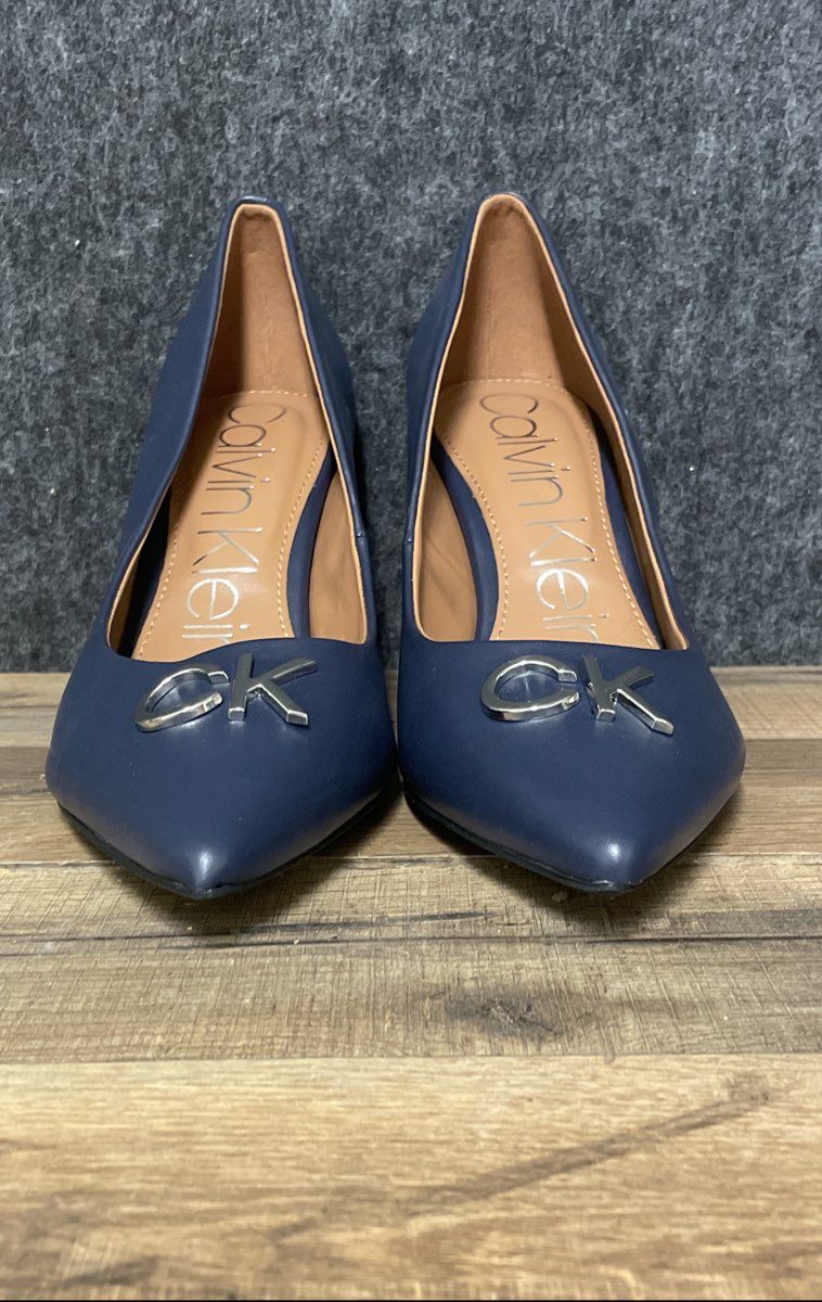 Calvin Klein Greta Navy Blue Pointed Toe Stiletto Pumps Women's Size 9
