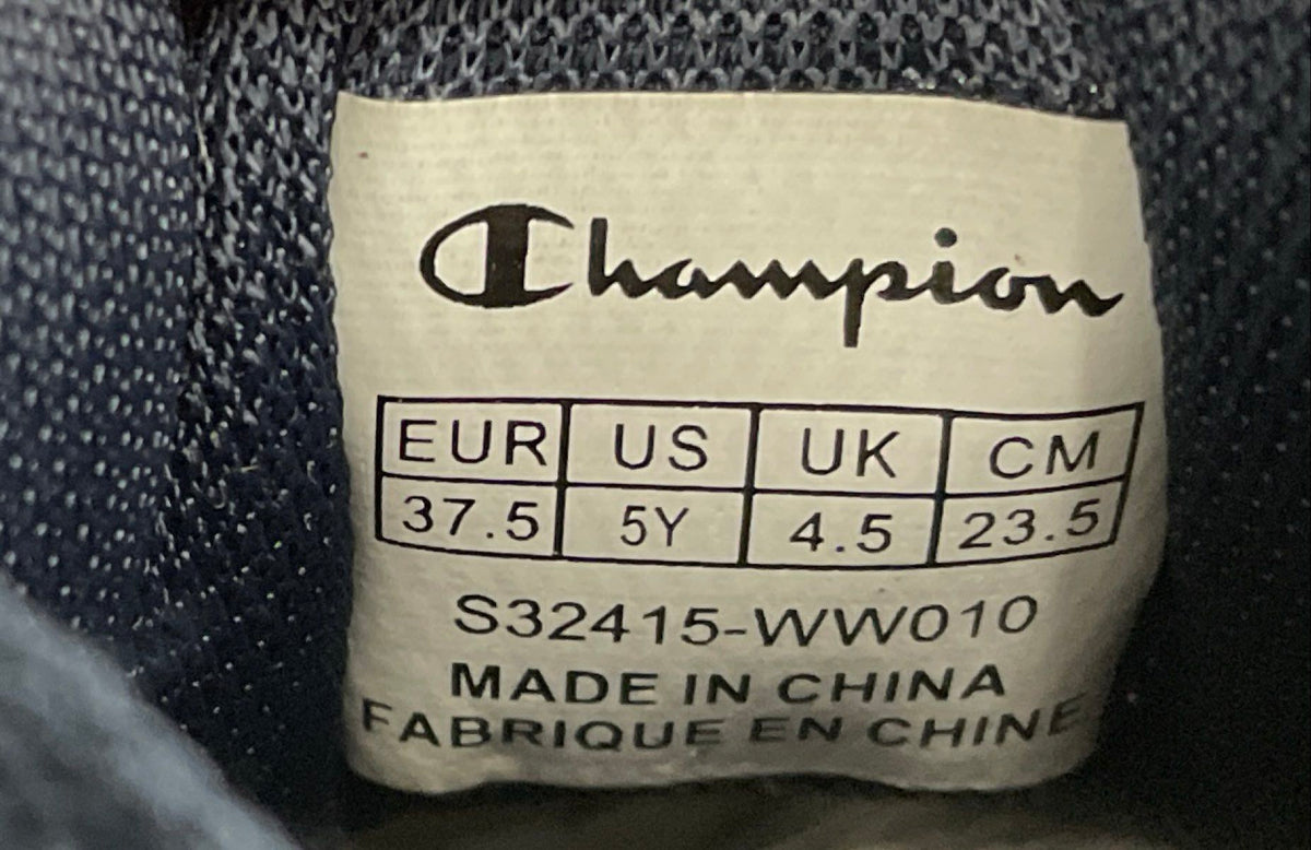 Champion RD18 2.0 Low GS White Navy Gum Sneakers Size 5Y