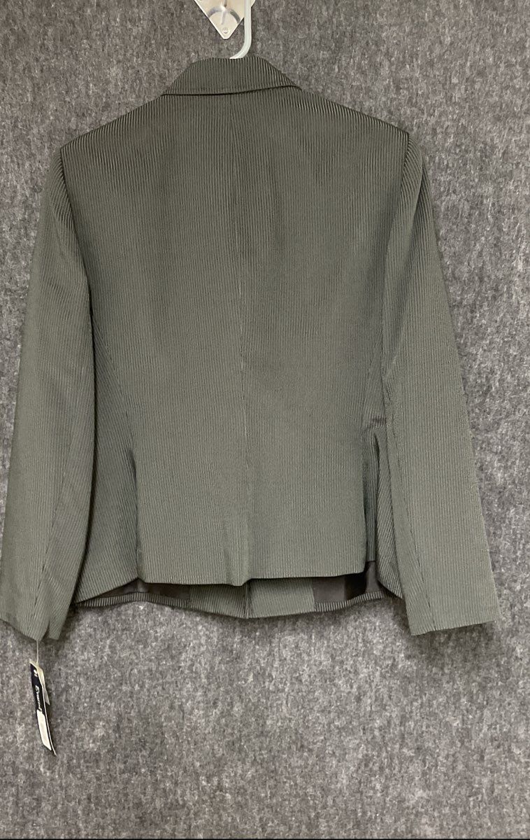 Evan-Picone Women's Dark Grey Pinstripe Blazer Jacket NWT Size 14P
