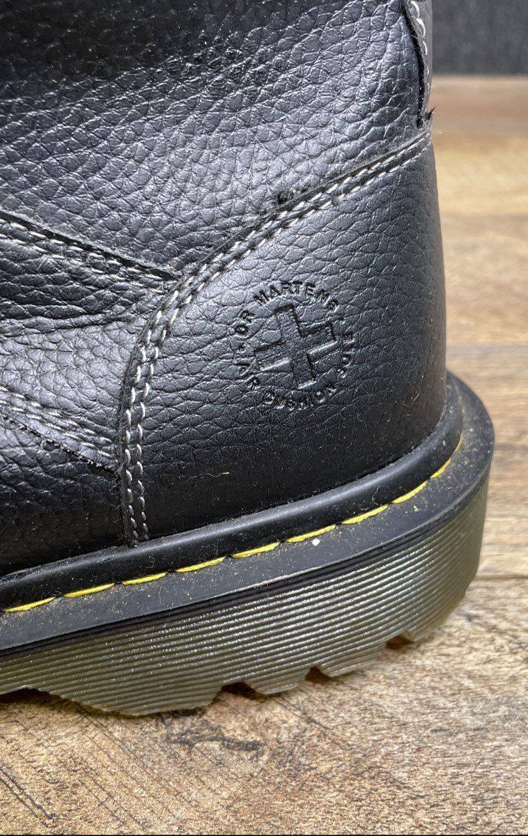 Dr. Martens Roseland Black Pebbled Leather Boots Size Men 9 Women 10