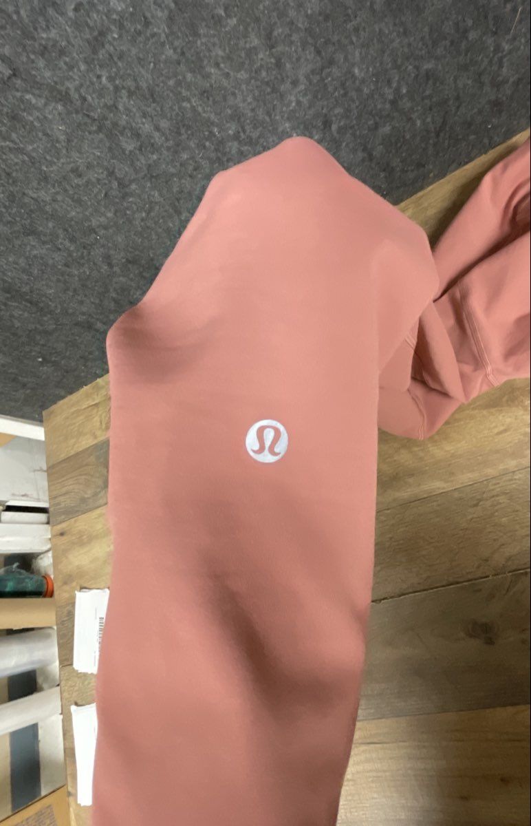 Lululemon Women's Salmon Pink Fast and Free High-Rise Tight Pockets